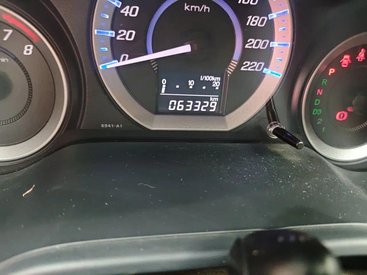 Honda City Classic 2012 1.5L Automatic Flagship Edition — миниатюра 13