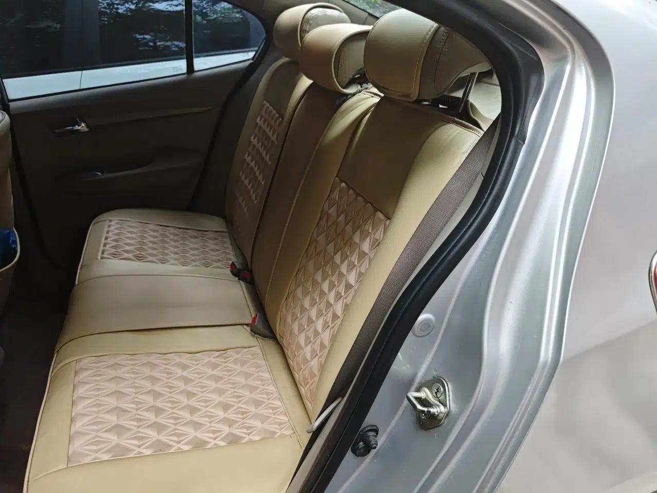 Honda City Classic 2012 1.5L Automatic Flagship Edition — миниатюра 18