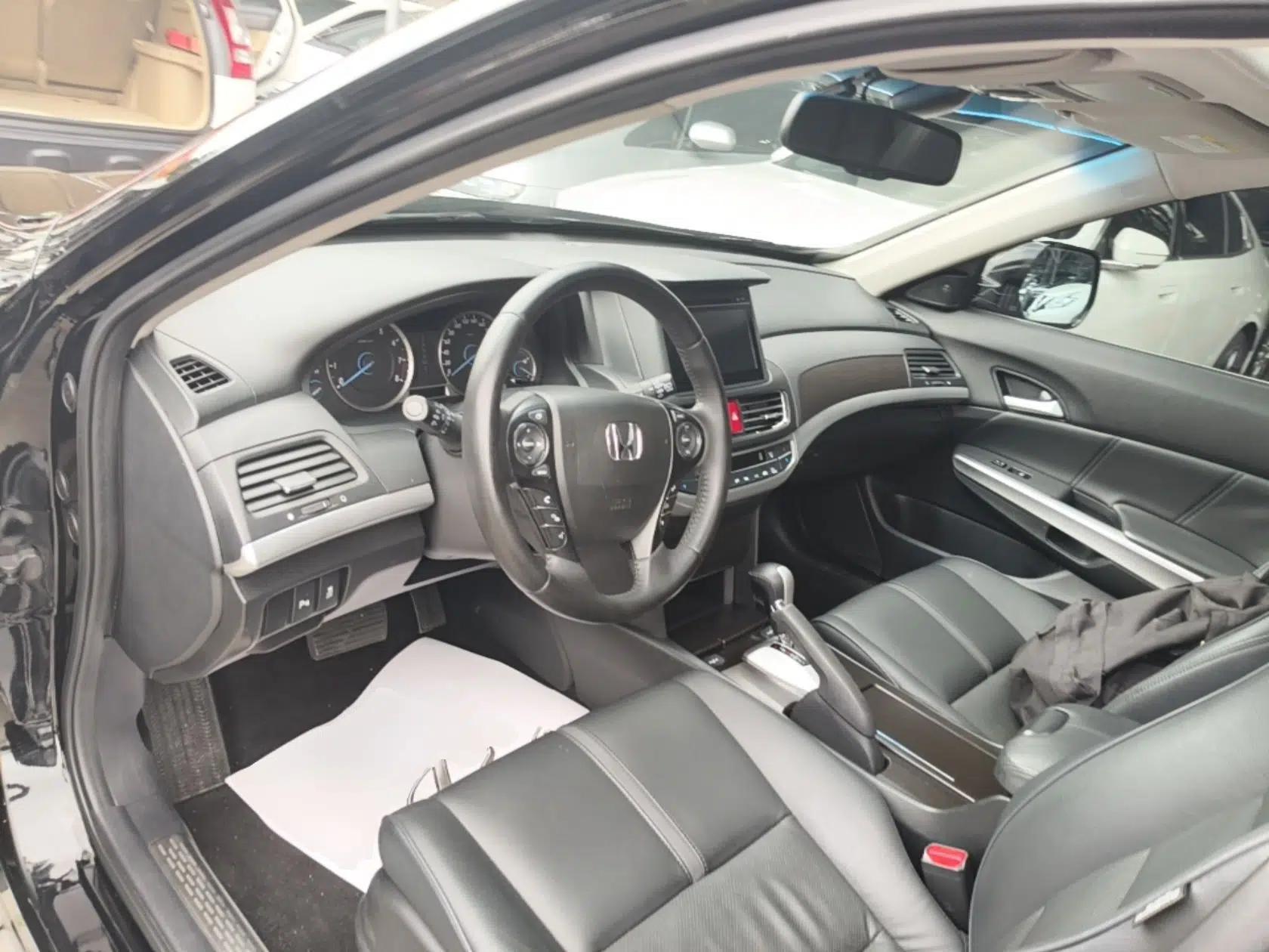 Honda Crosstour 2014 2.4L Luxury Edition — миниатюра 19