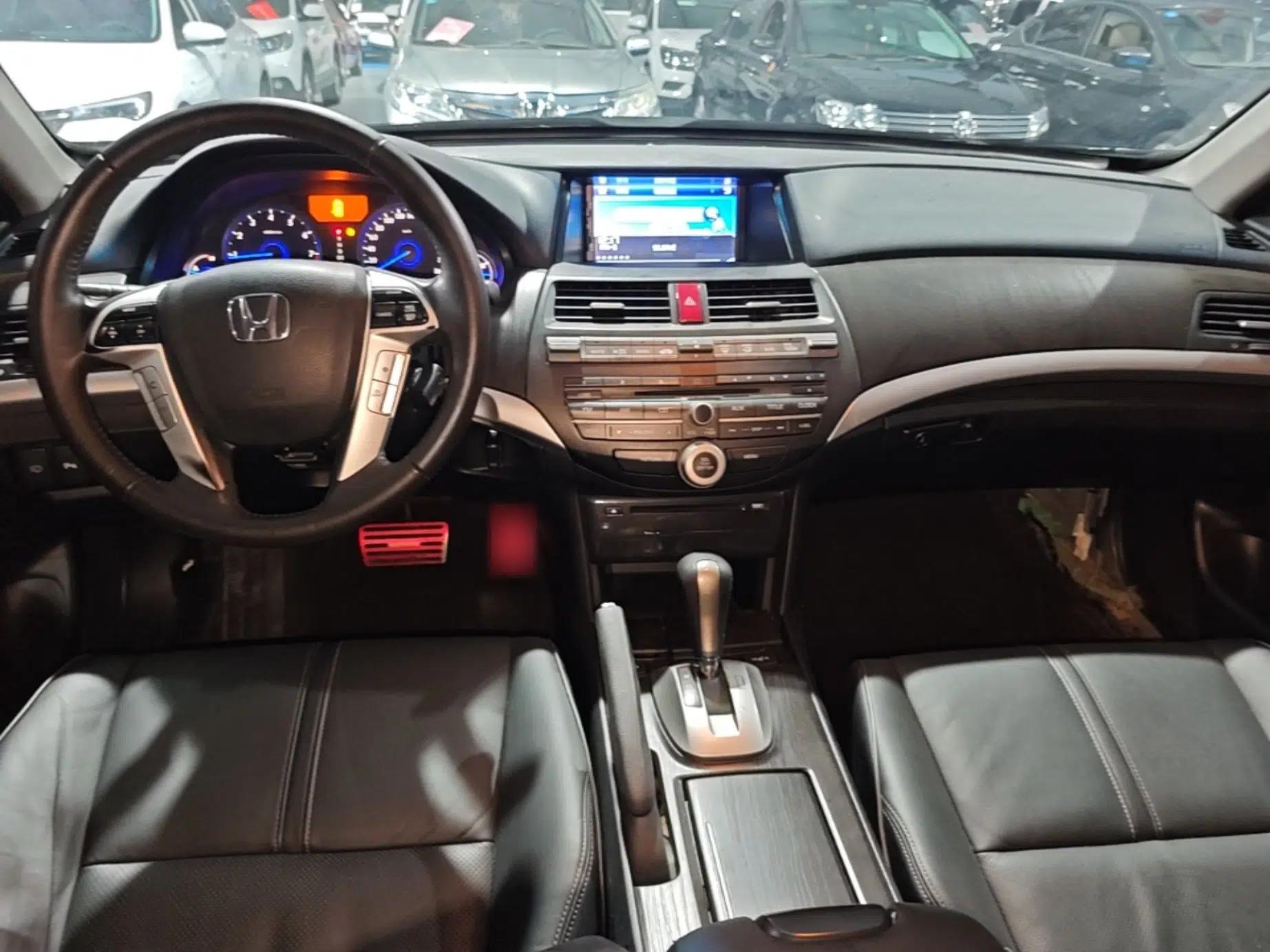 Honda Crosstour 2012 2.4L Luxury Edition — миниатюра 13