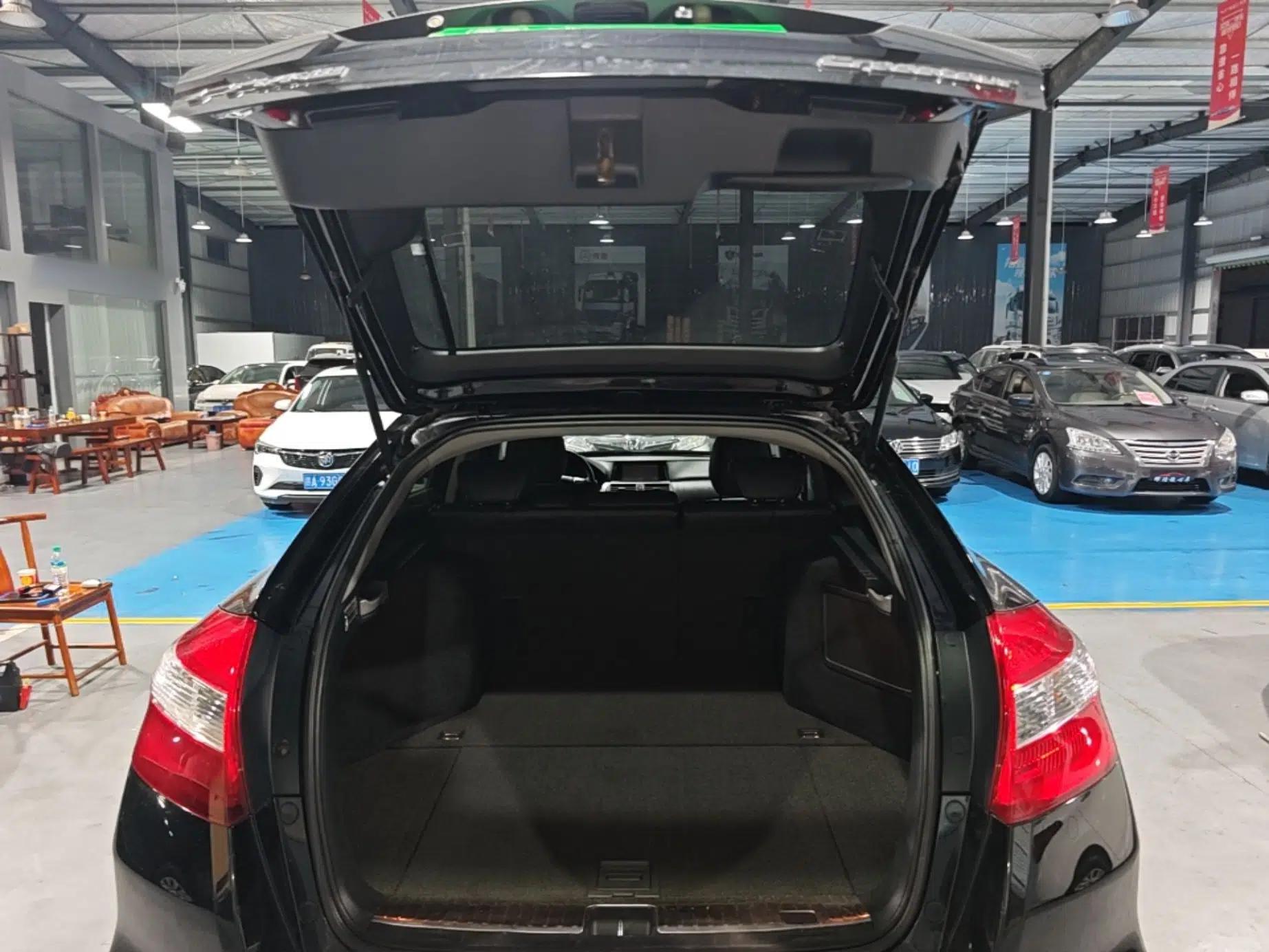 Honda Crosstour 2012 2.4L Luxury Edition — миниатюра 22