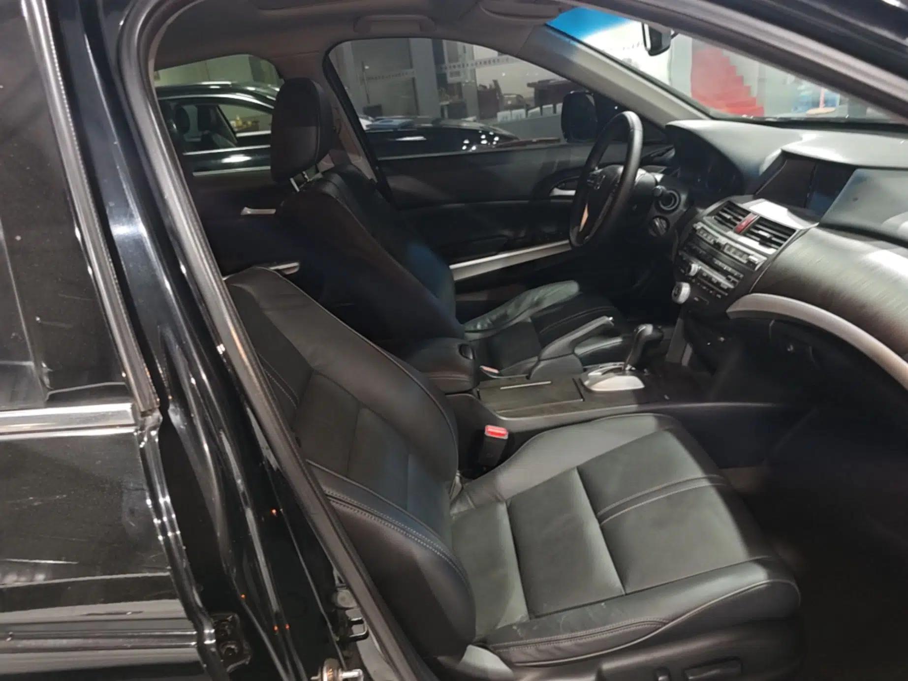 Honda Crosstour 2012 2.4L Luxury Edition — миниатюра 23