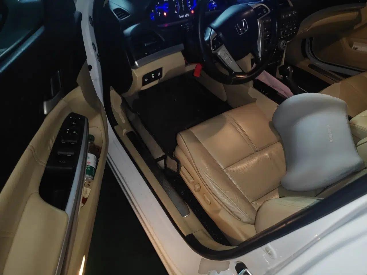Honda Crosstour 2012 2.4L Luxury Edition — миниатюра 17