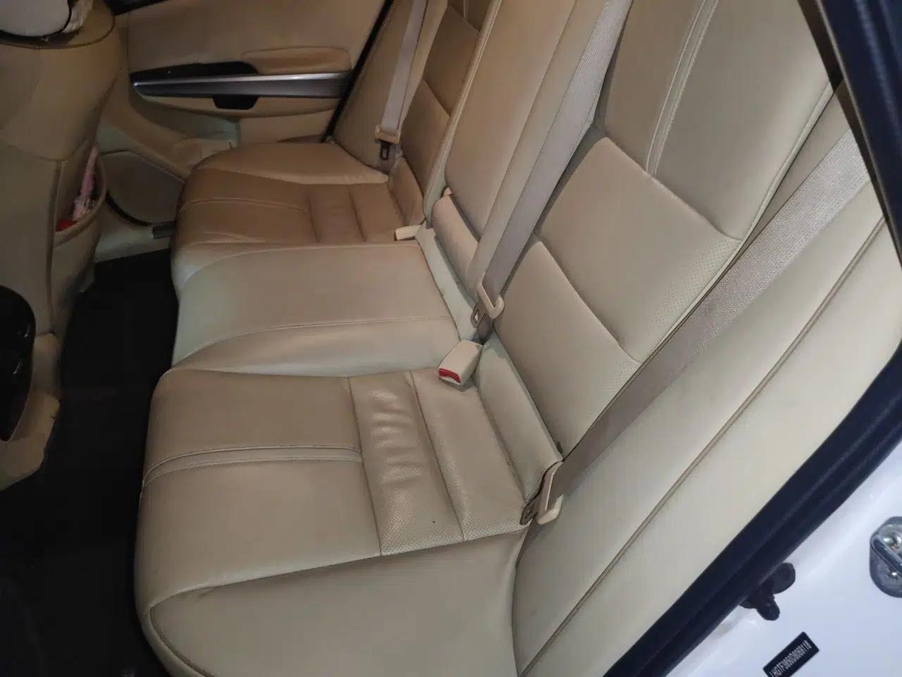 Honda Crosstour 2012 2.4L Luxury Edition — миниатюра 18