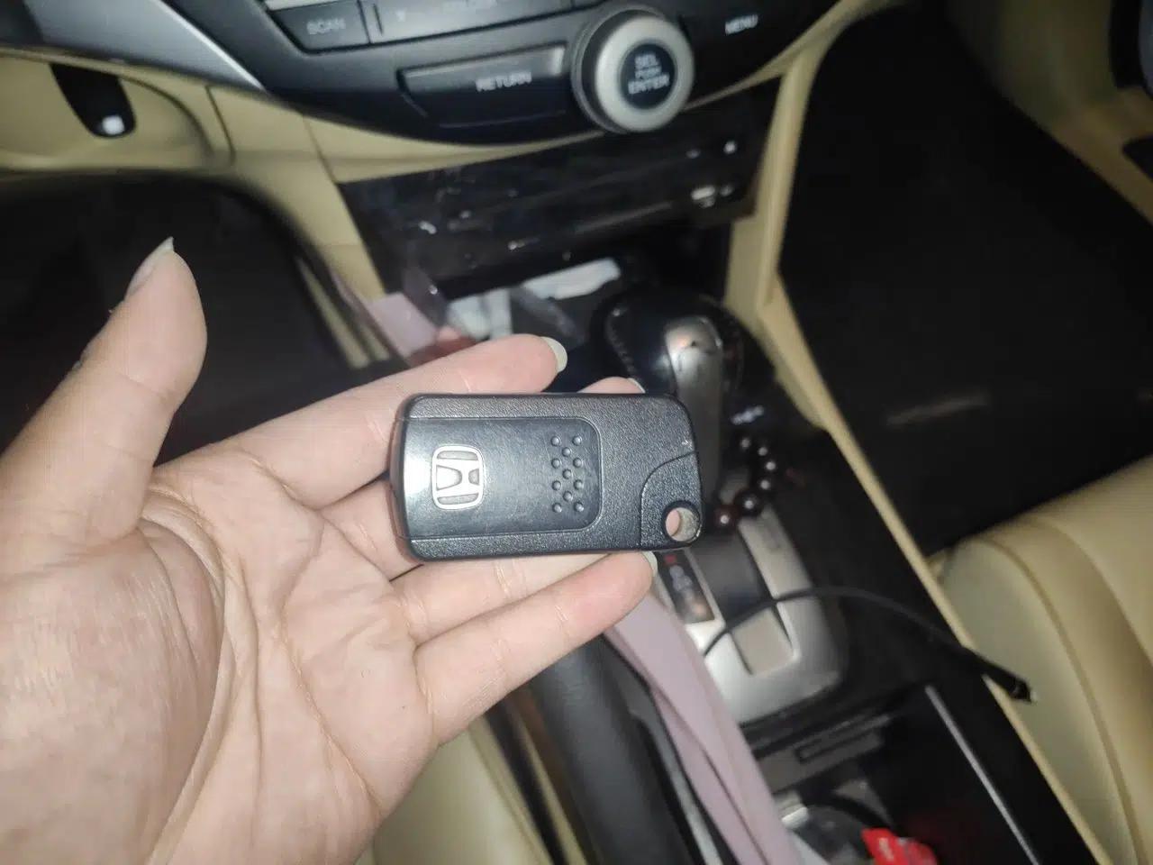 Honda Crosstour 2012 2.4L Luxury Edition — миниатюра 9