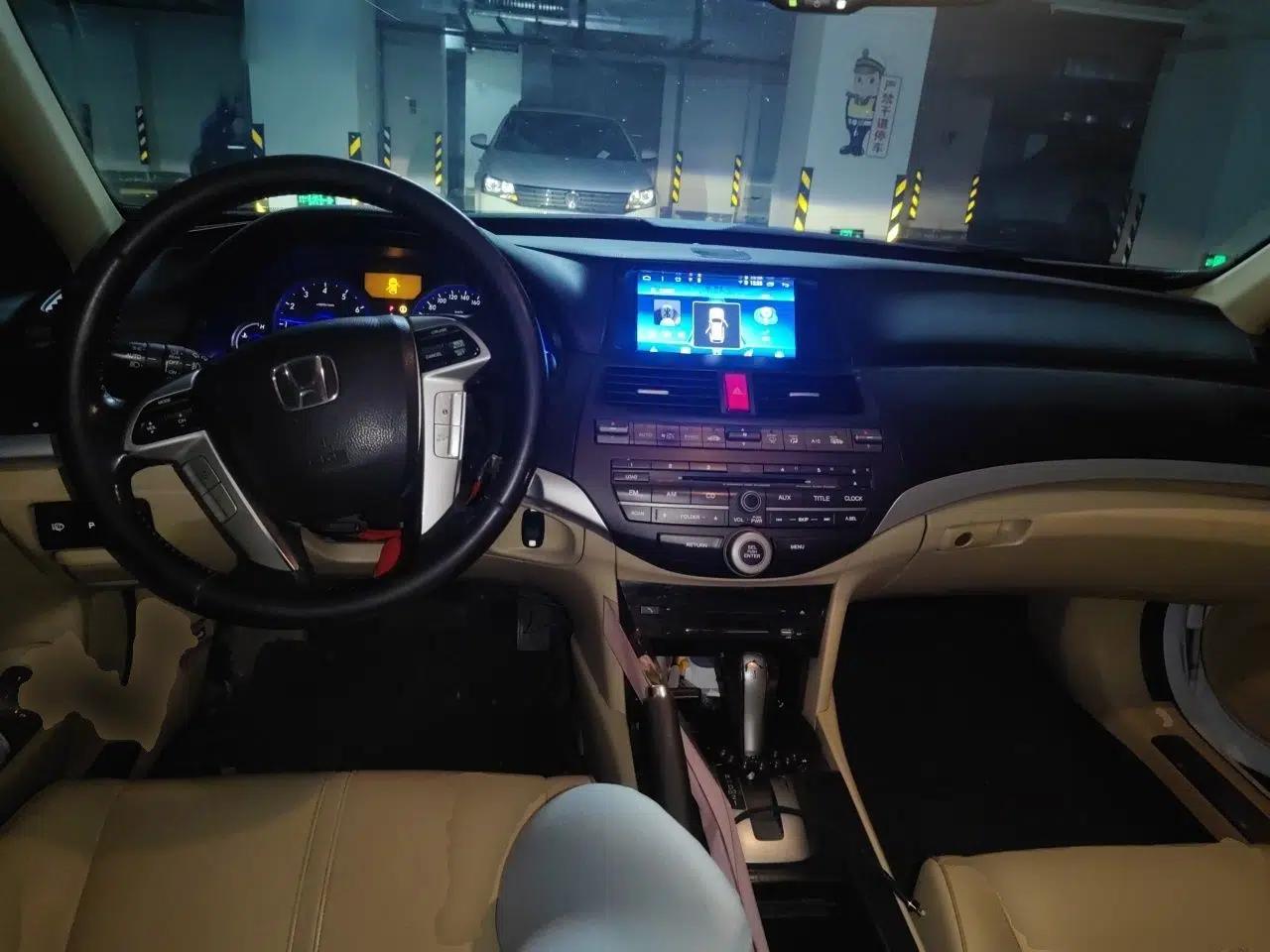 Honda Crosstour 2012 2.4L Luxury Edition — миниатюра 10