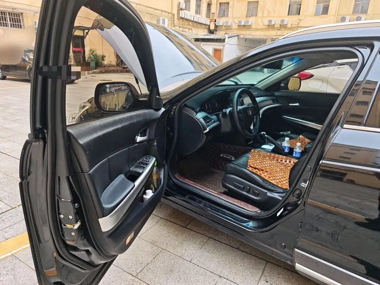 Honda Crosstour 2014 2.4L Luxury Edition — миниатюра 17