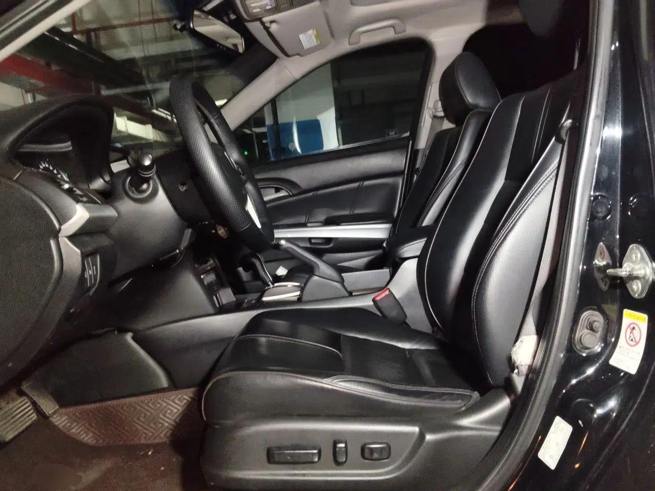 Honda Crosstour 2012 2.4L Luxury Edition — миниатюра 16