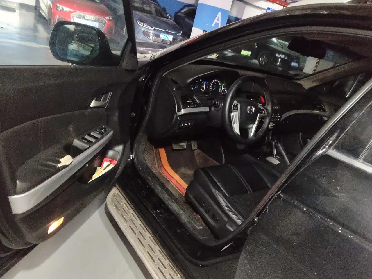 Honda Crosstour 2012 2.4L Luxury Edition — миниатюра 17