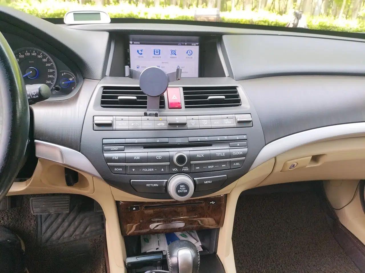 Honda Crosstour 2012 2.4L Prestige Edition — миниатюра 14