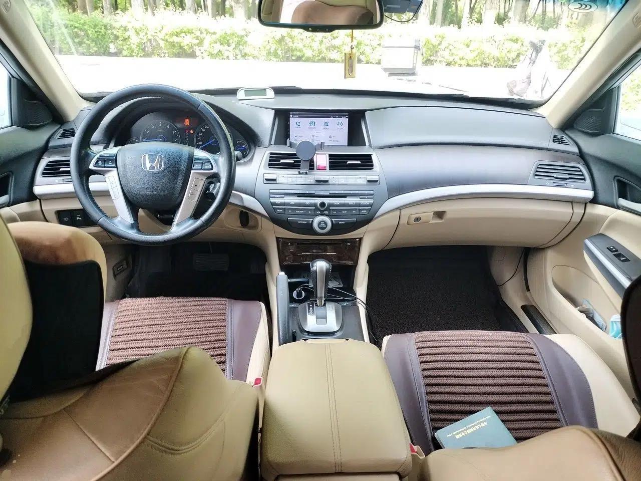 Honda Crosstour 2012 2.4L Prestige Edition — миниатюра 10