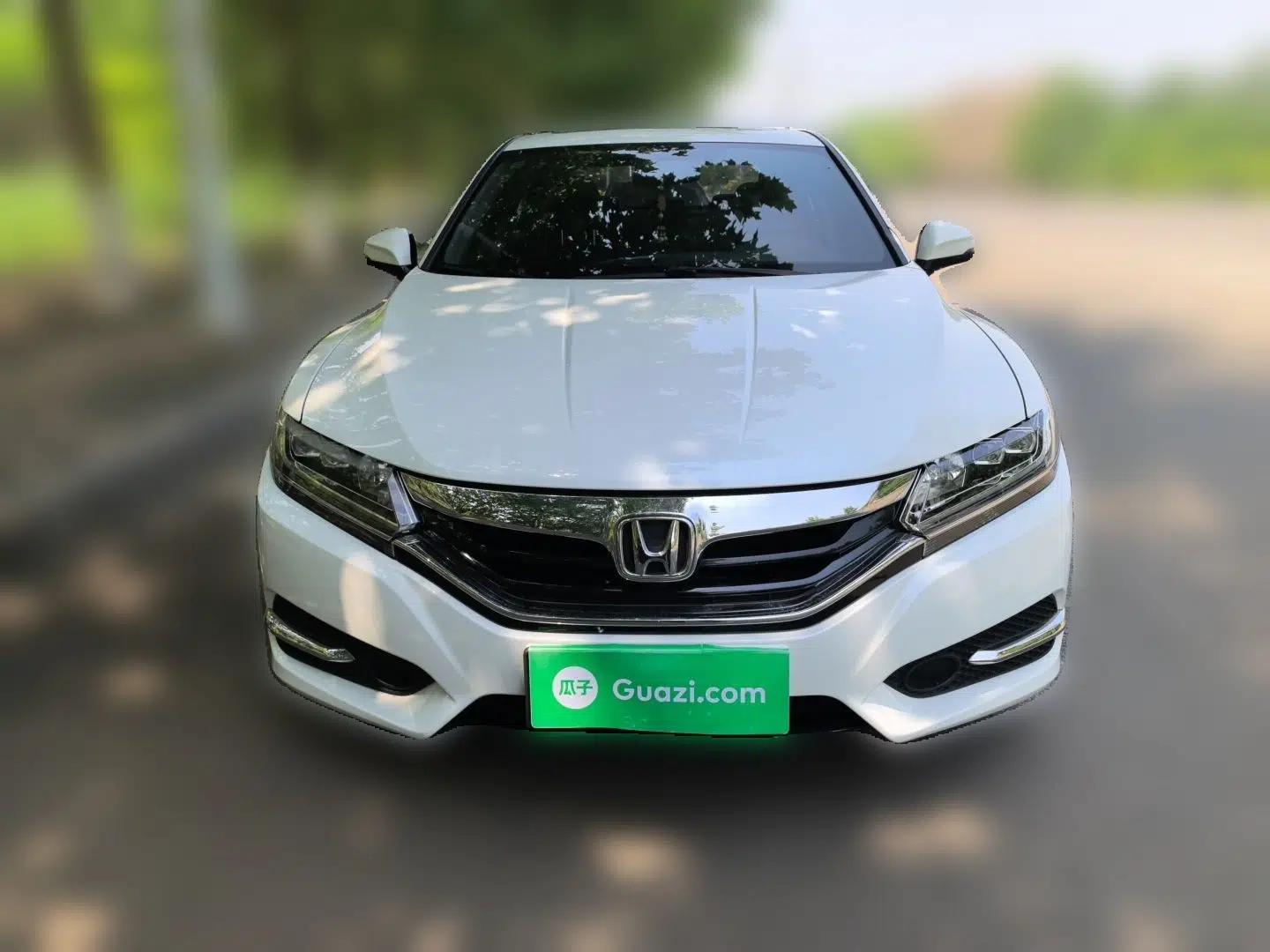 Honda Spirior 2017 2.0L Classic Edition — миниатюра 2