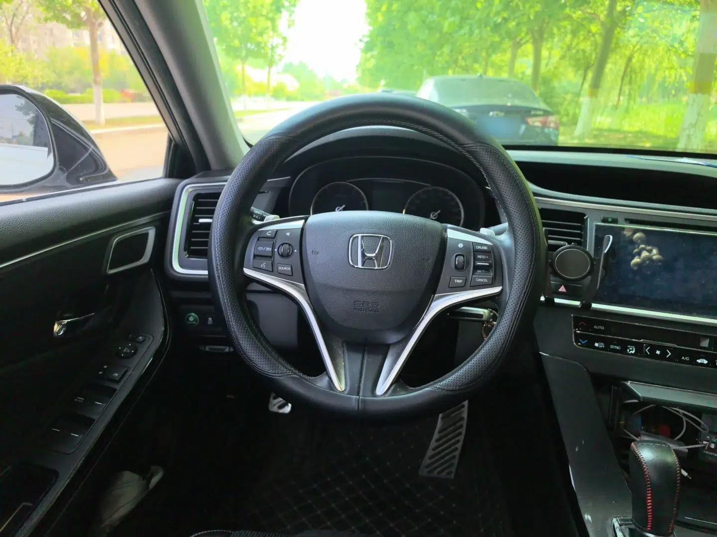 Honda Spirior 2017 2.0L Classic Edition — миниатюра 11