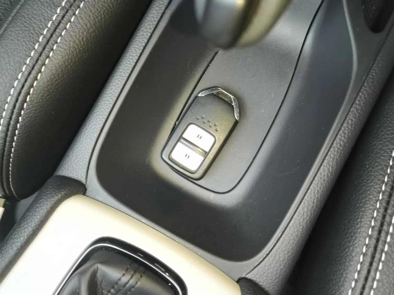Honda LIFE 2023 1.5L CVT SPORT Exciting Edition — миниатюра 22