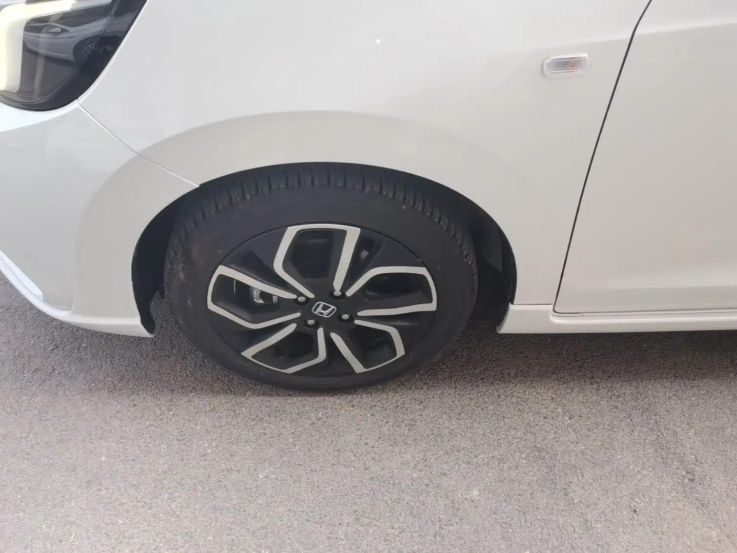Honda LIFE 2023 1.5L CVT SPORT Exciting Edition — миниатюра 9