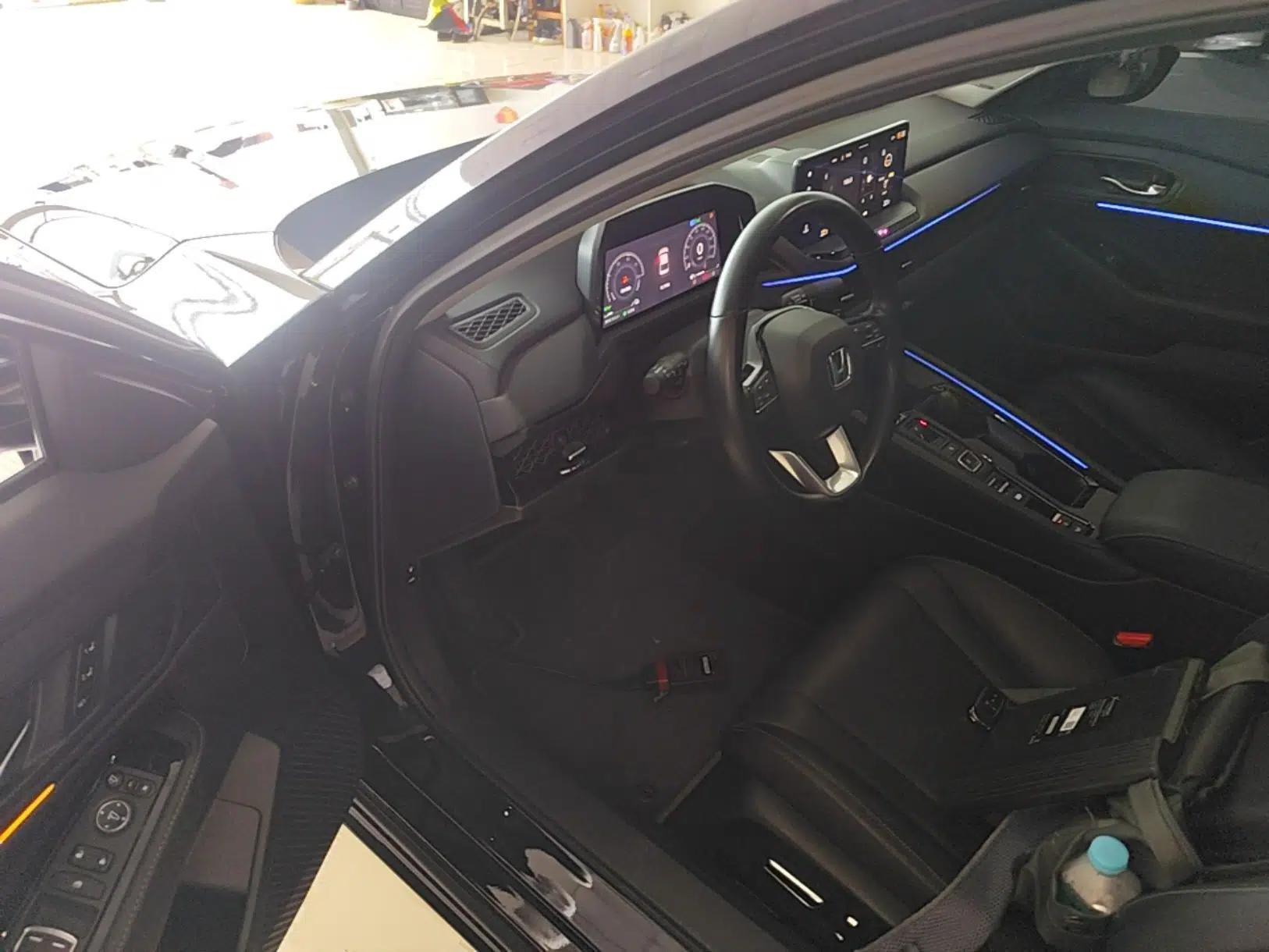 Honda Accord New Energy 2023 2.0L ePHEV Prestige Edition — миниатюра 19
