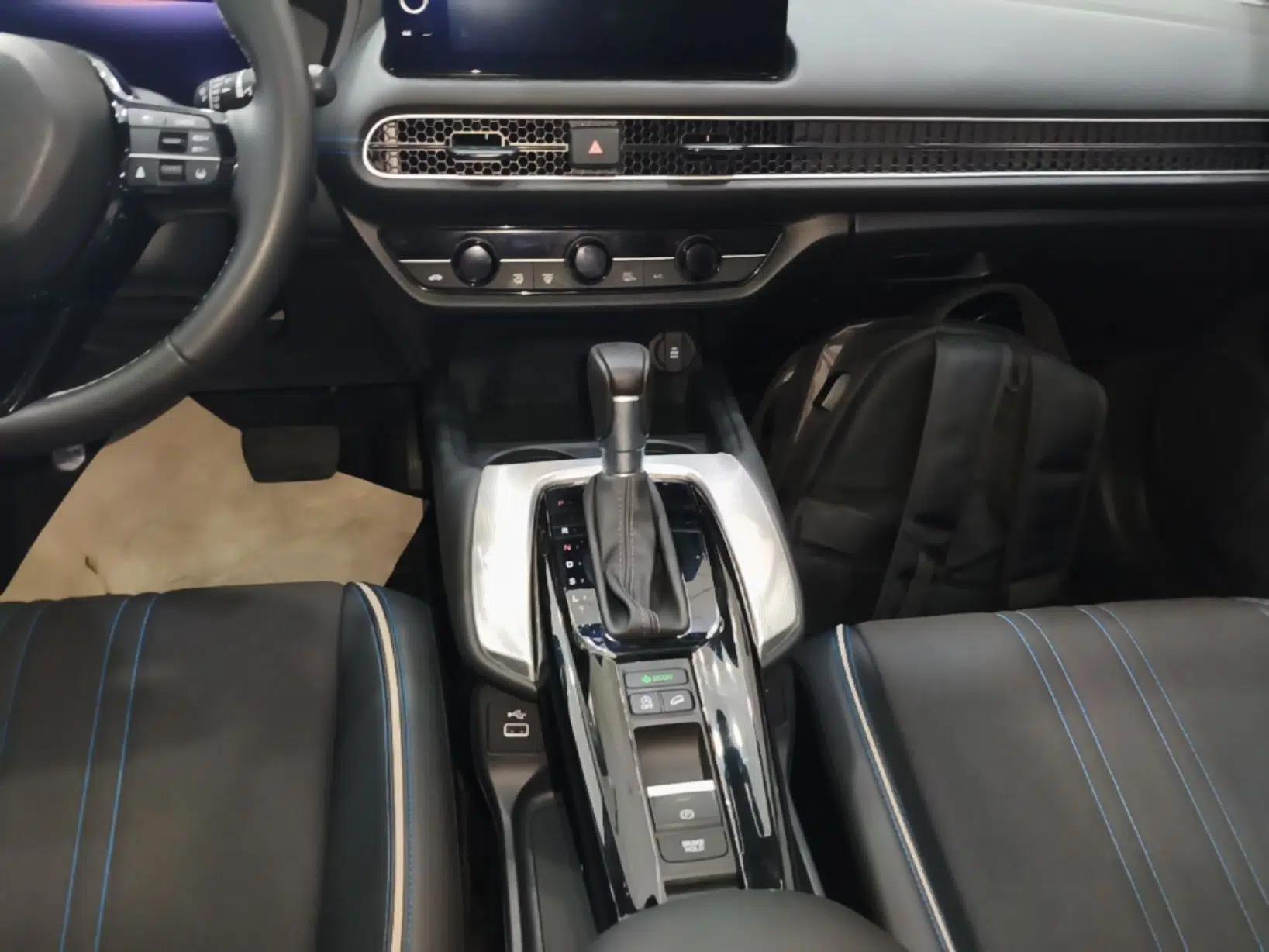 Honda HR-V 2023 240TURBO Trendy Edition — миниатюра 17