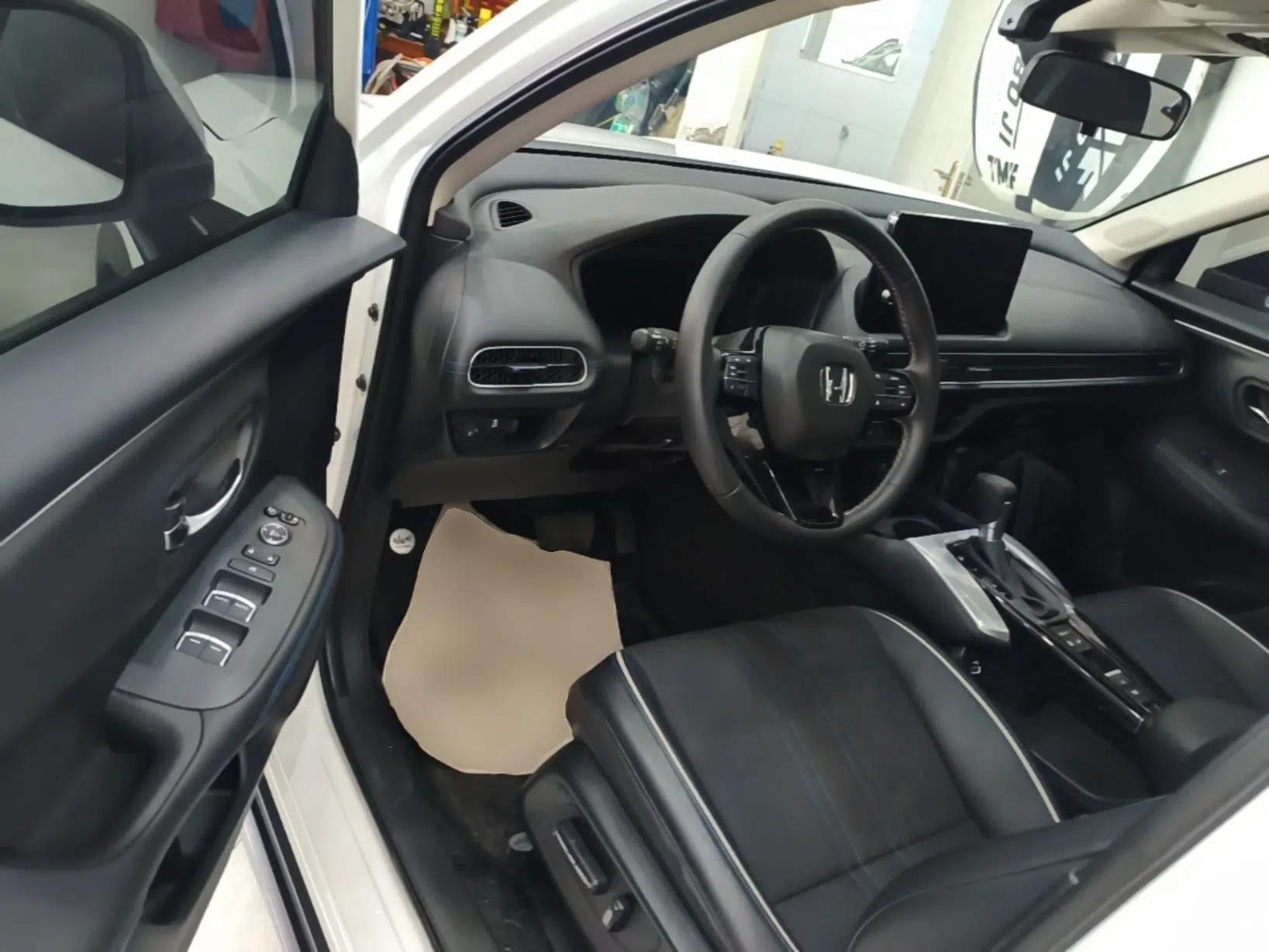 Honda HR-V 2023 240TURBO Trendy Edition — миниатюра 19