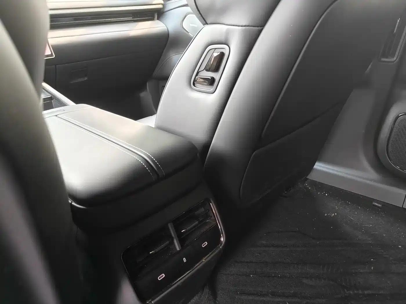 Lynk & Co 10 2025 Model 120 AWD Ultra — миниатюра 11