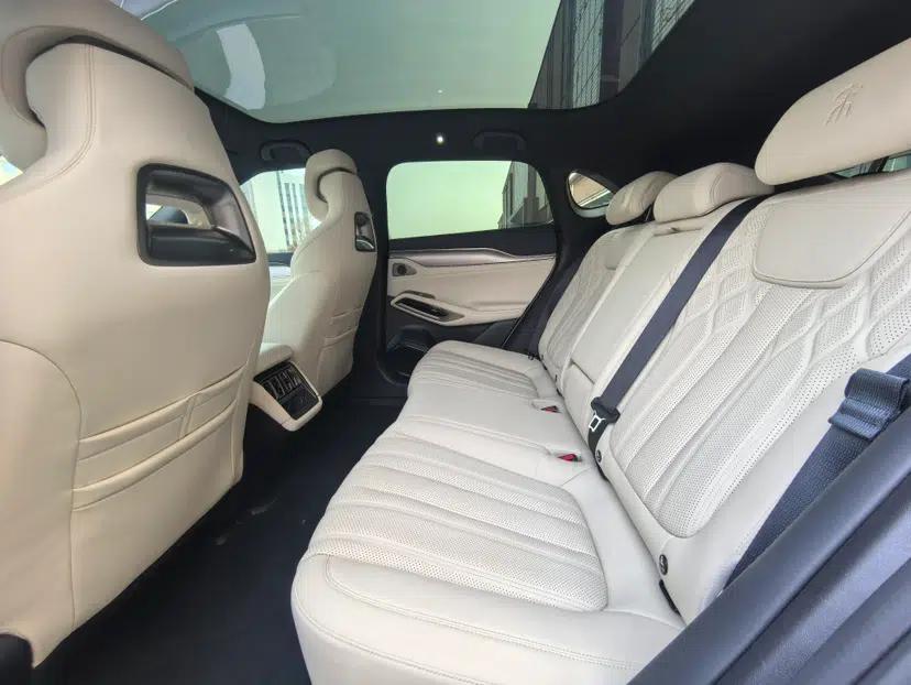 BYD Song L EV 2024 550 km Excellence Version — миниатюра 19