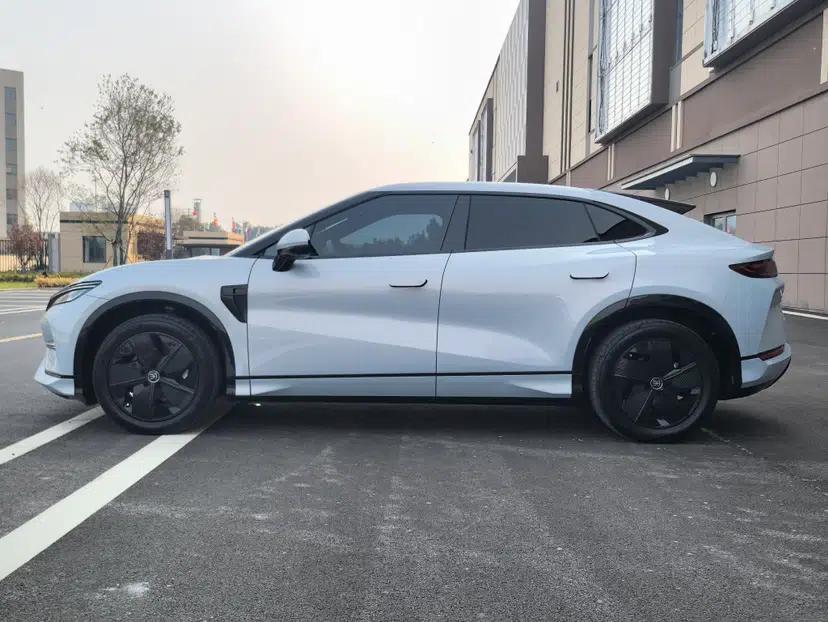BYD Song L EV 2024 550 km Excellence Version — миниатюра 3