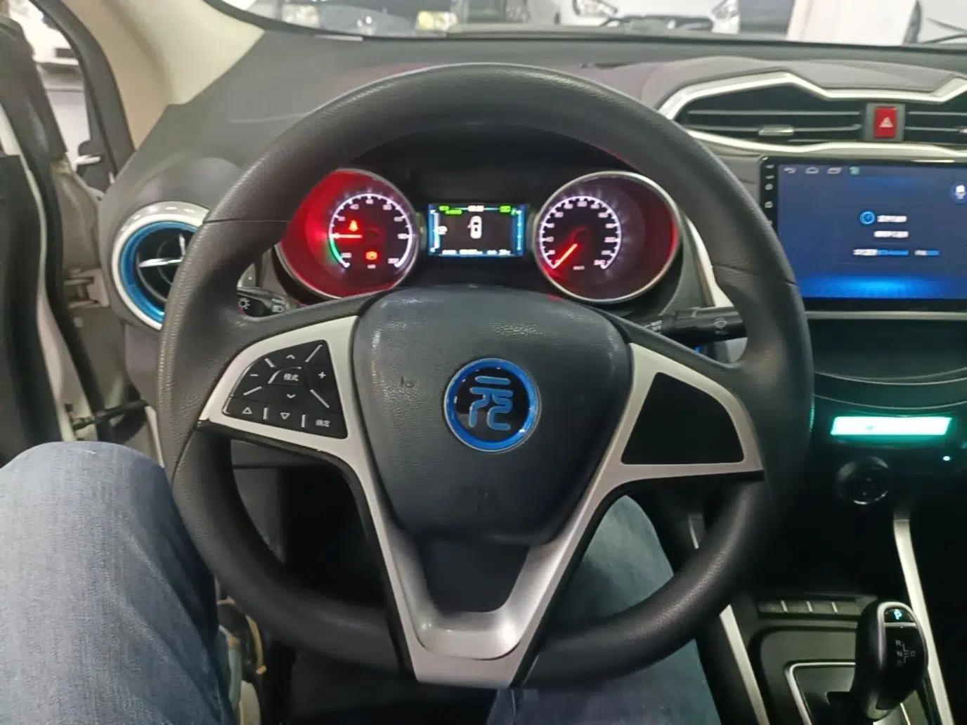 BYD Yuan New Energy 2019 EV360 Smart Connect Leading Model — миниатюра 13