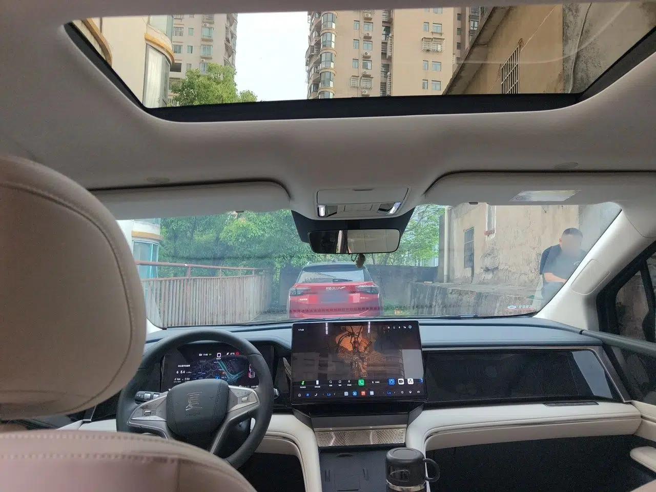 BYD Xia 2026 DM-i 1.5T 218KM Transcendence Edition — миниатюра 14