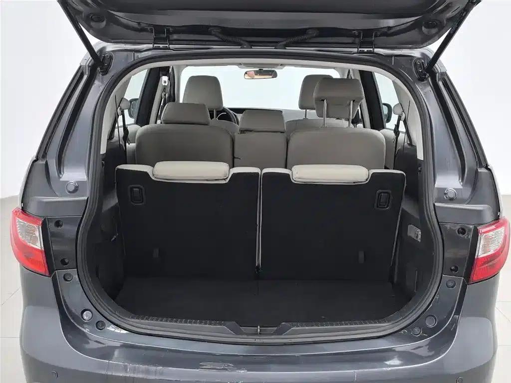 Mazda 5 2011 2.0L Automatic Comfort Model — миниатюра 16