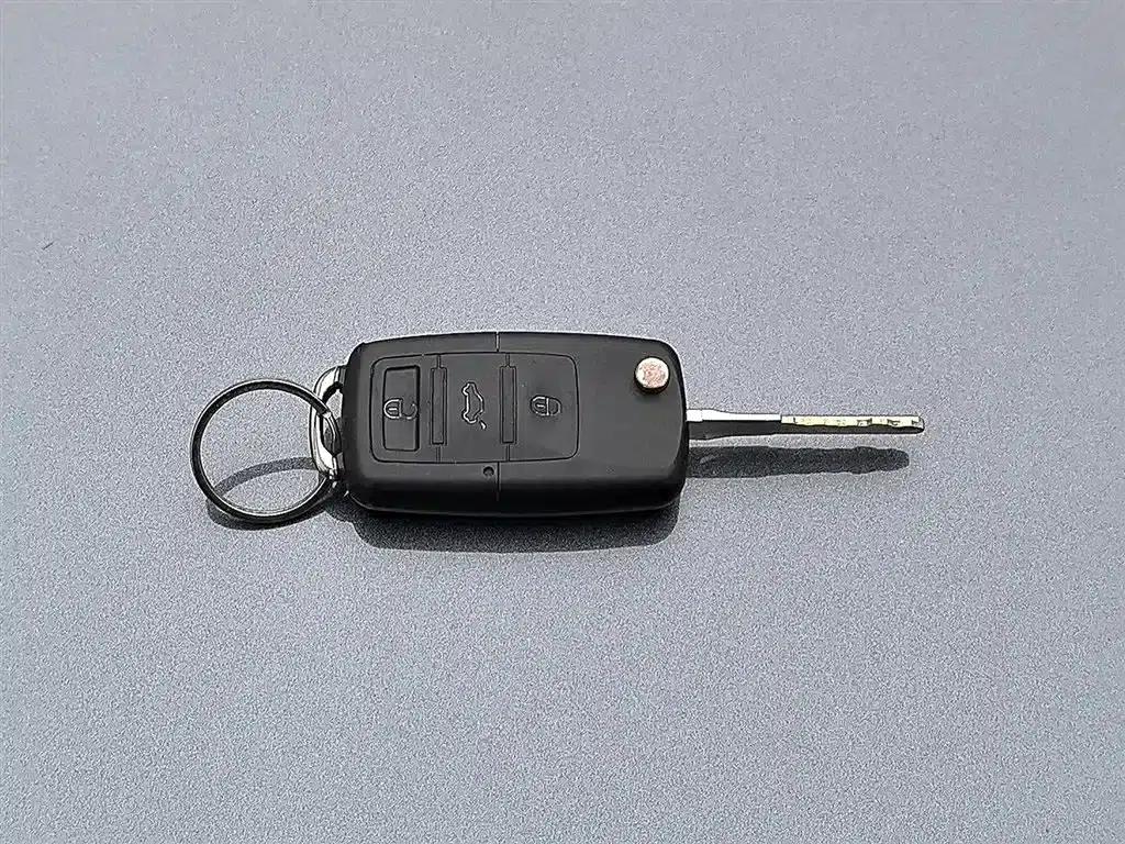 Mazda 5 2011 2.0L Automatic Comfort Model — миниатюра 19