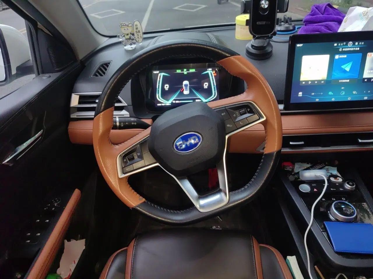 BYD e2 2021 Luxury Model — миниатюра 11