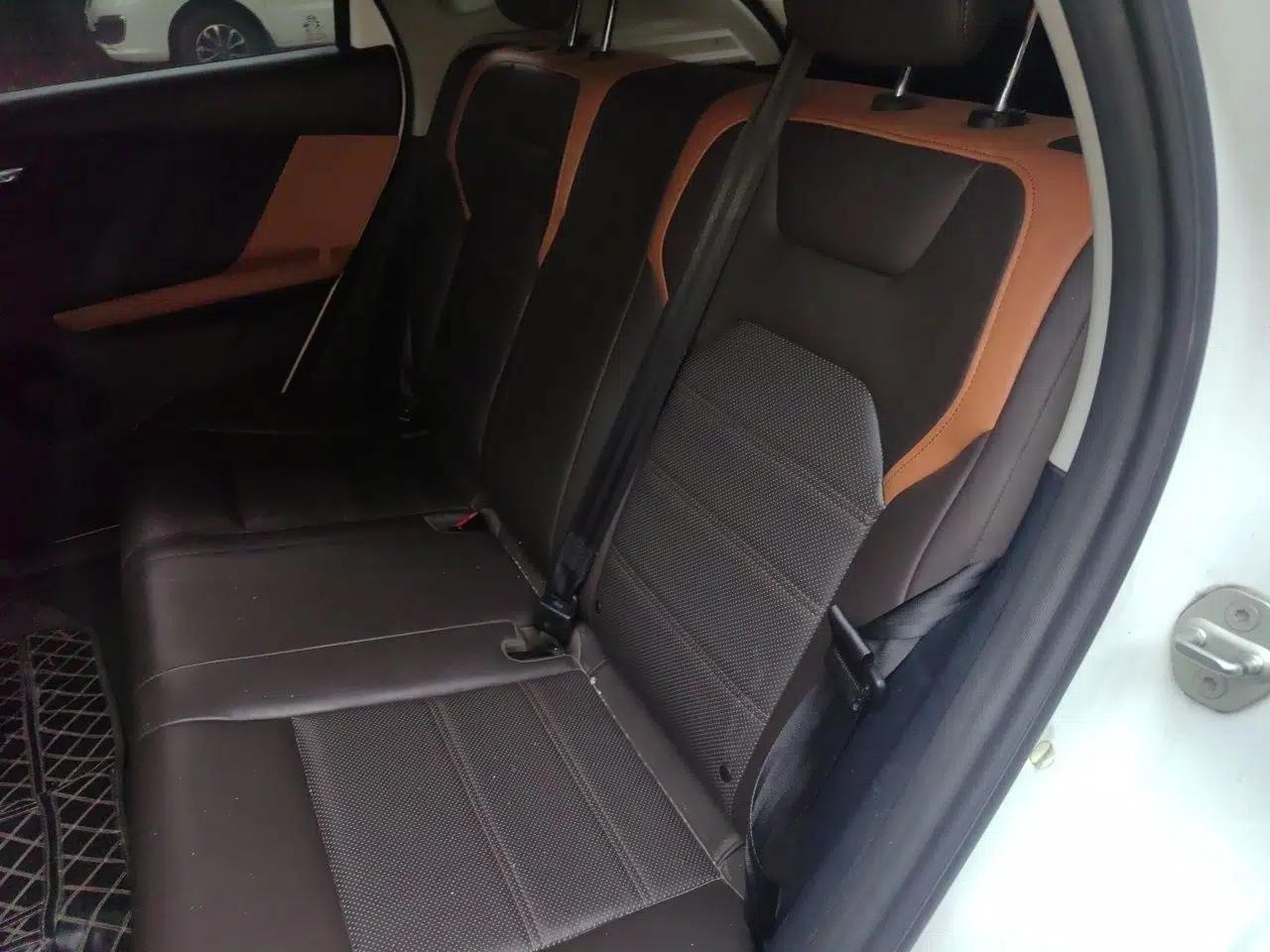 BYD e2 2021 Luxury Model — миниатюра 18