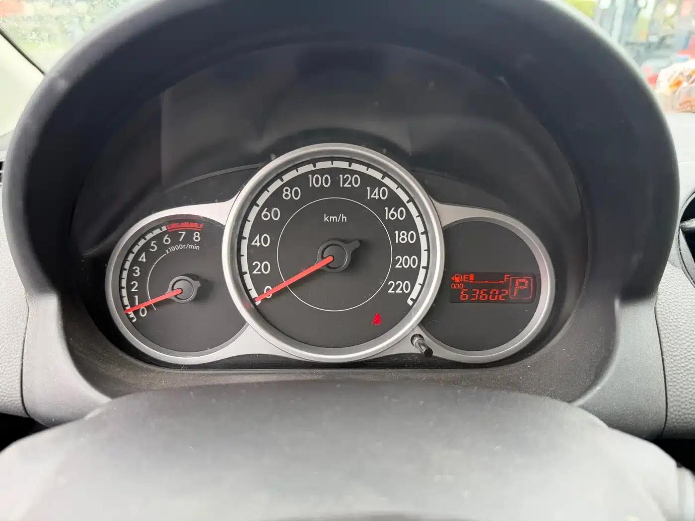 Mazda2 2011 Dynamic 1.5L Automatic Value Edition — миниатюра 14