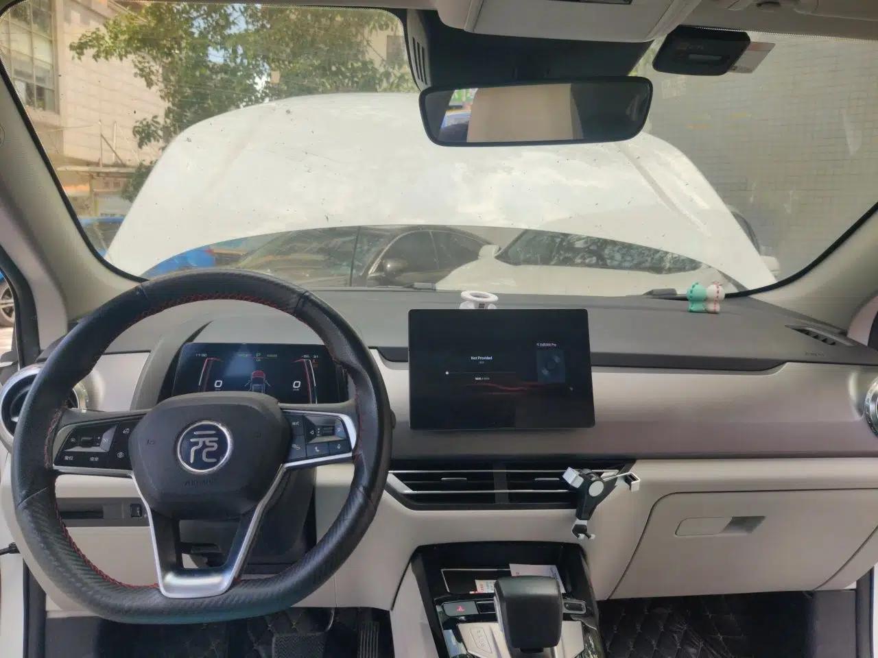 BYD Yuan Pro 2021 401 km Deluxe Version — миниатюра 10