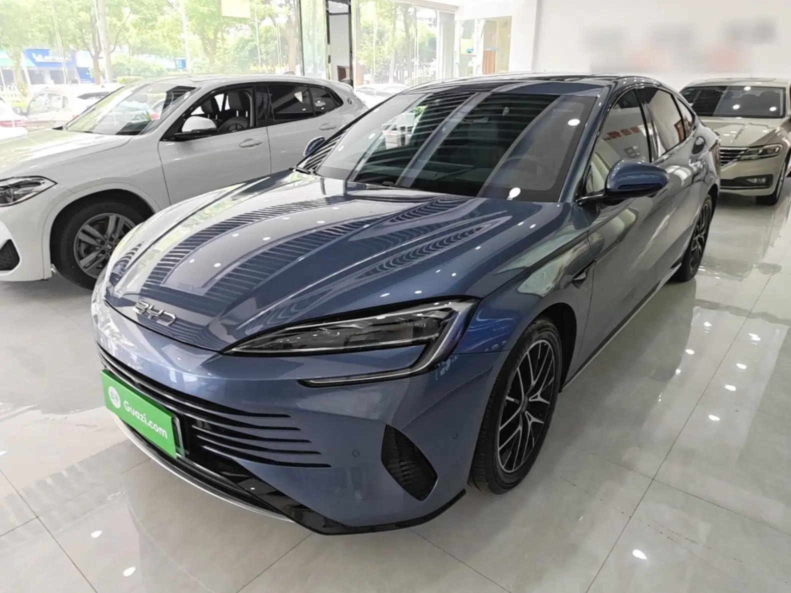 BYD Seal 07 DM-i 2025 Intelligent Driving Version DM-i 1.5L 125 km Prestige Edition — миниатюра 1