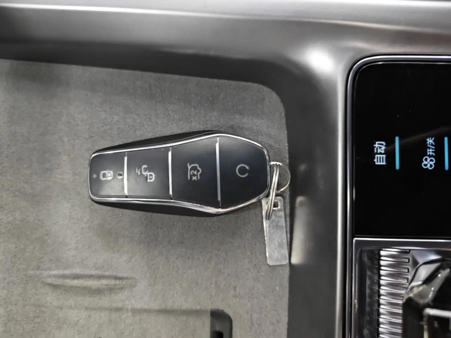 BYD Seal 07 DM-i 2025 Intelligent Driving Version DM-i 1.5L 125 km Prestige Edition — миниатюра 12