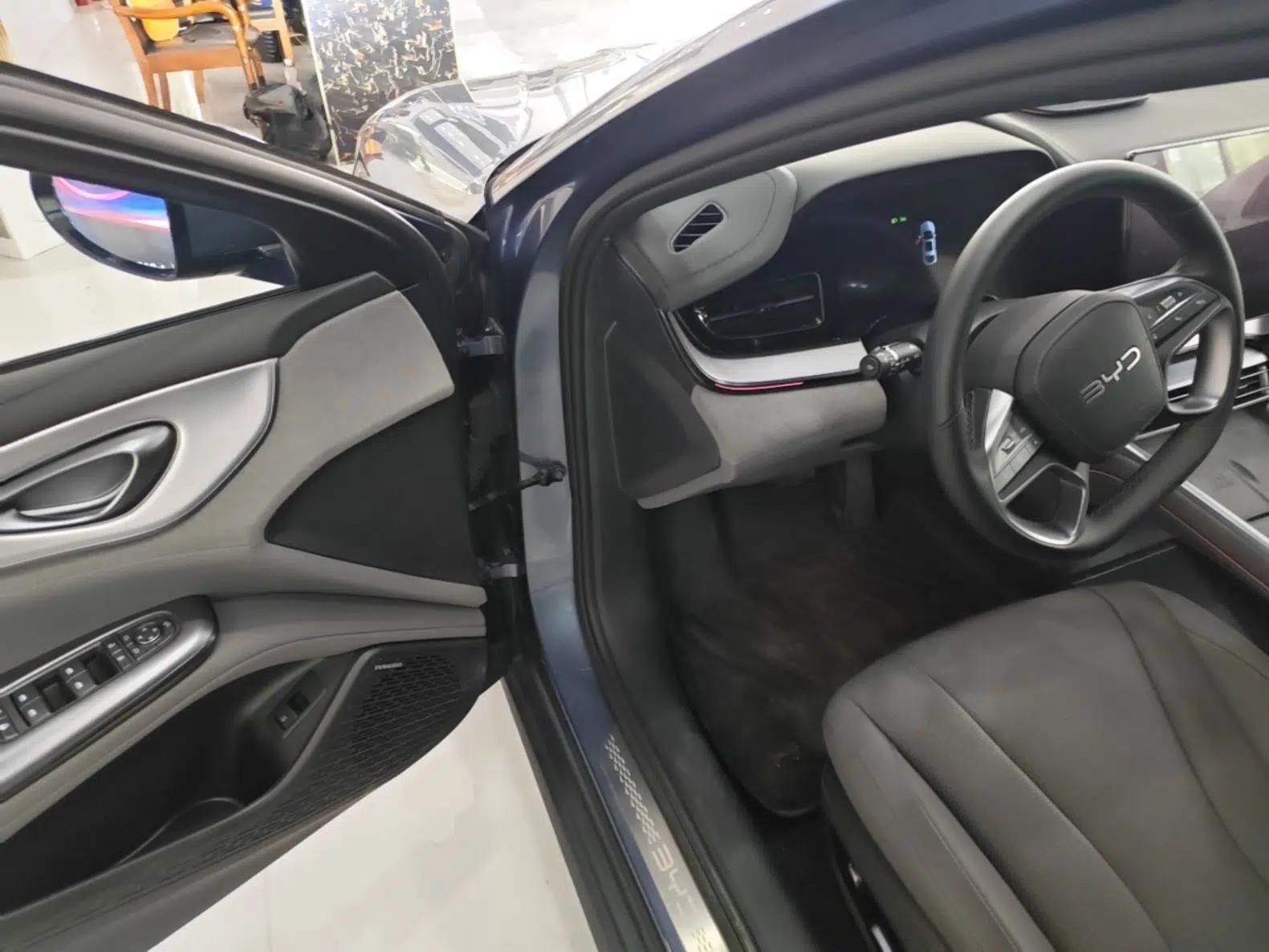 BYD Seal 07 DM-i 2025 Intelligent Driving Version DM-i 1.5L 125 km Prestige Edition — миниатюра 19