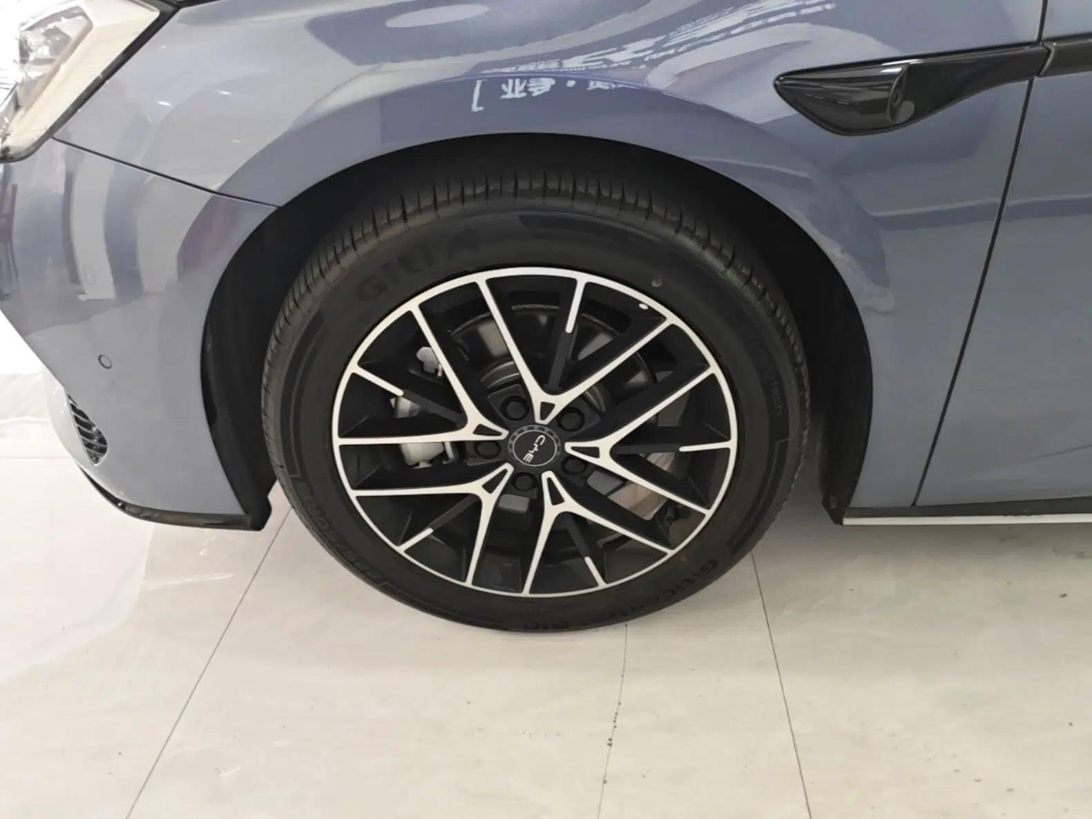 BYD Seal 07 DM-i 2025 Intelligent Driving Version DM-i 1.5L 125 km Prestige Edition — миниатюра 8