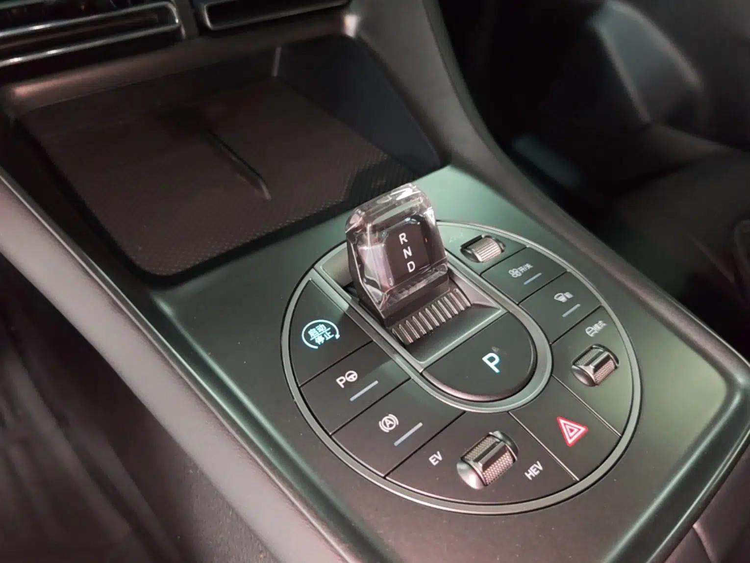 BYD Sealion 05 DM-i 2025 DM-i Smart Drive 75KM Luxury Model — миниатюра 17