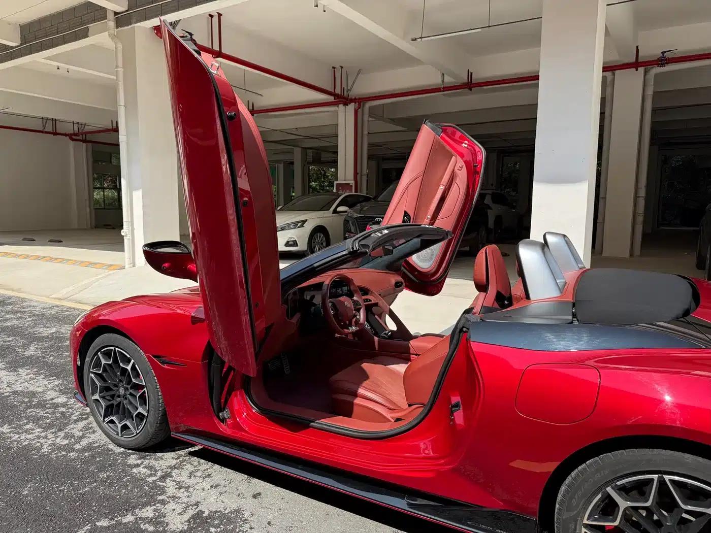 2024 MG Cyberster 501km Charming Edition — миниатюра 10