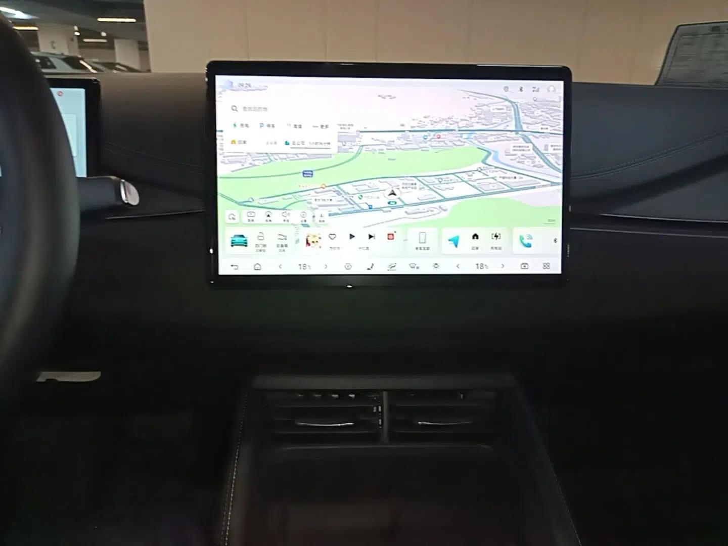 BYD Seal 06 DM-i Touring 2025 Model DM-i 150KM Deluxe — миниатюра 15