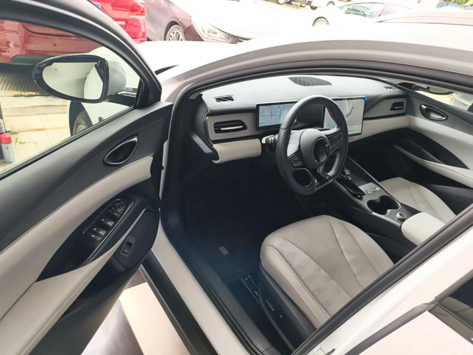 BYD Seal 06 DM-i Touring 2025 DM-i 80KM Prestigious Edition — миниатюра 19