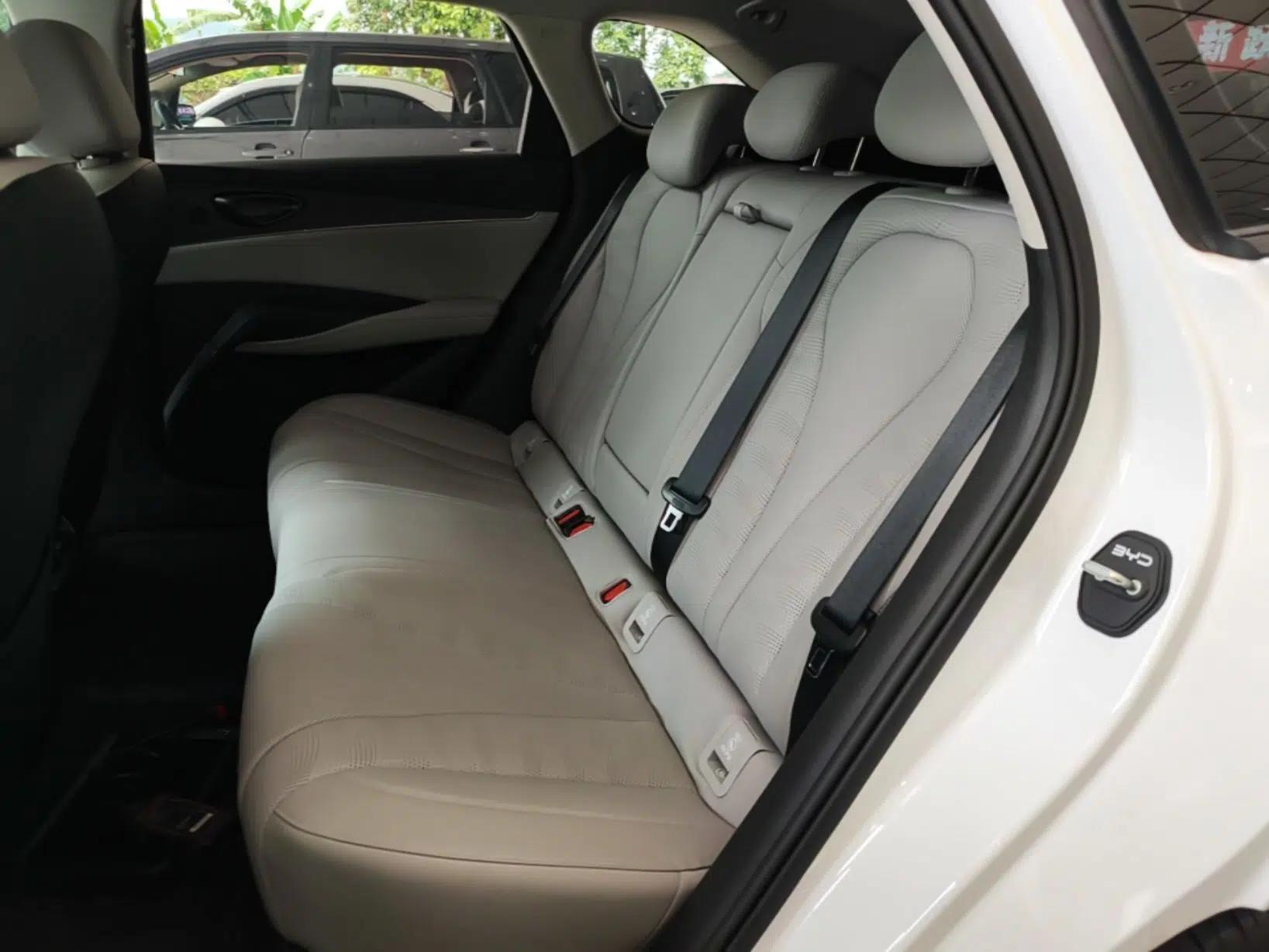 BYD Seal 06 DM-i Touring 2025 DM-i 80KM Prestigious Edition — миниатюра 20