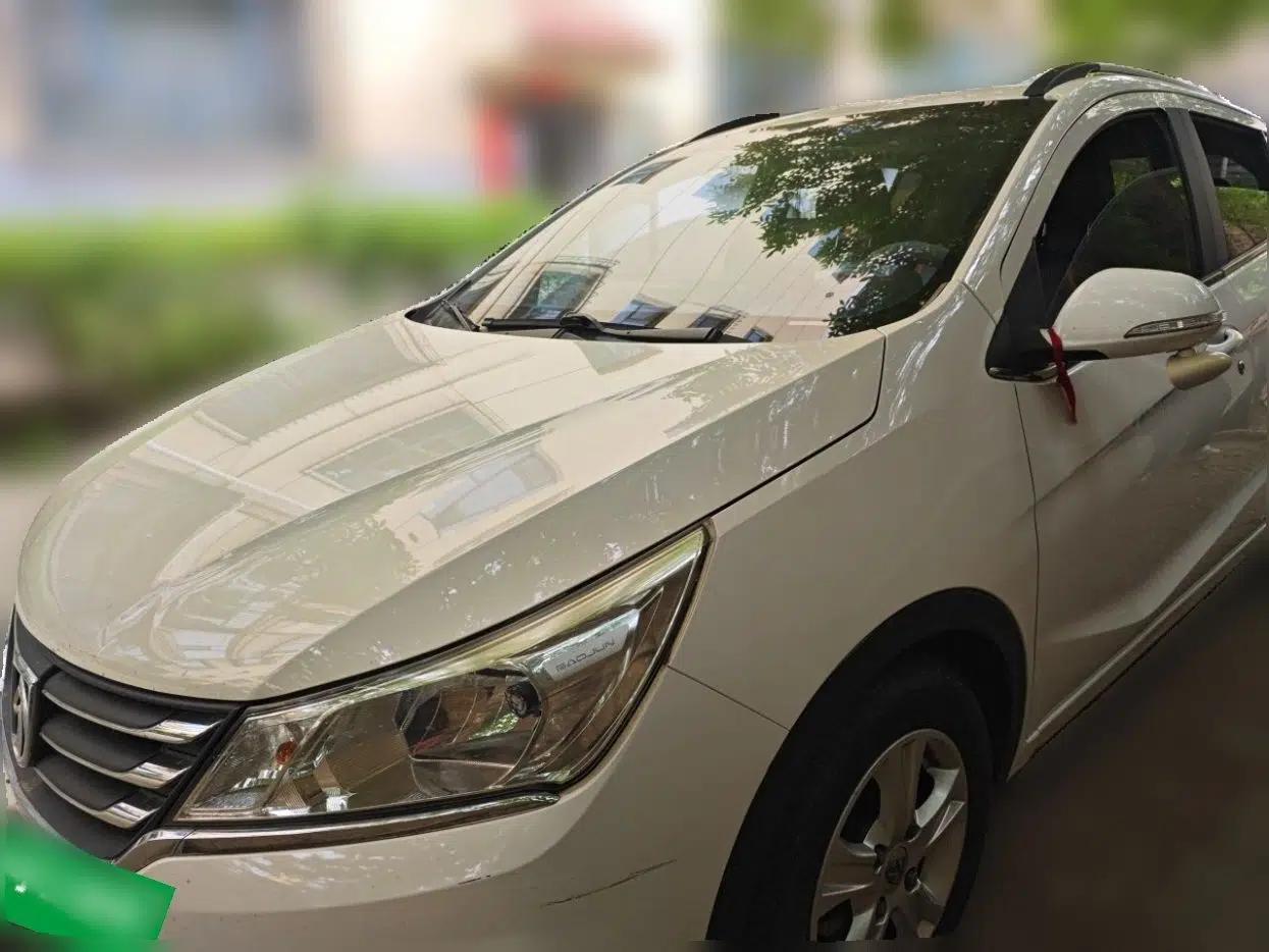 Baojun 310 2016 1.2L Manual Luxury Model — миниатюра 1