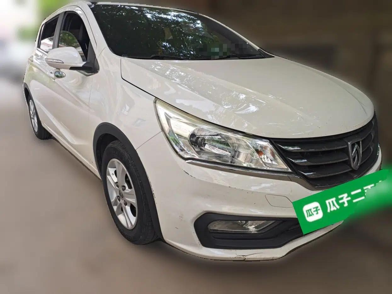 Baojun 310 2016 1.2L Manual Luxury Model — миниатюра 3