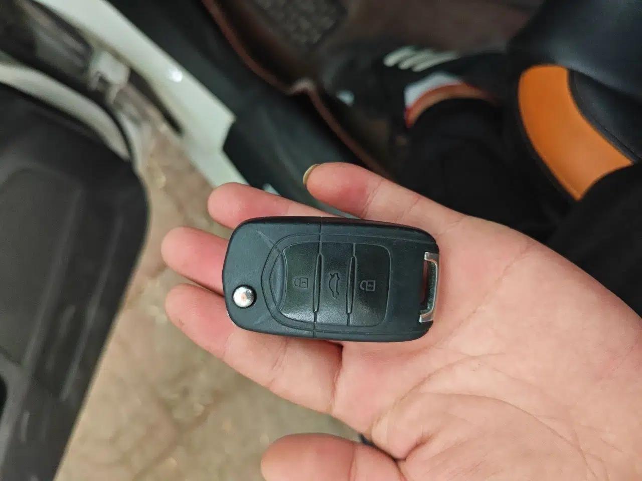 Baojun 310 2016 1.2L Manual Luxury Model — миниатюра 9
