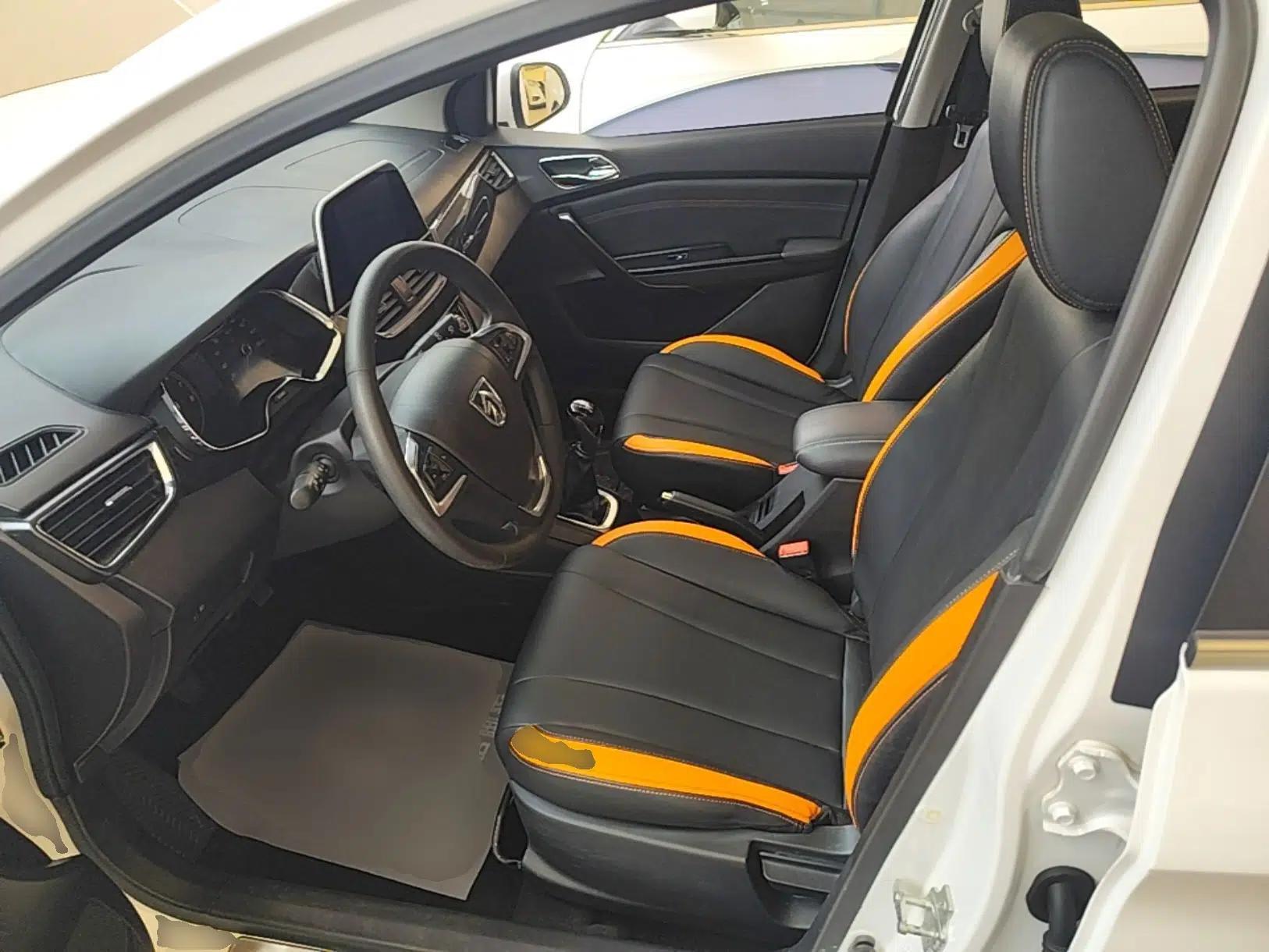 Baojun 310 2016 1.2L Manual Luxury Model — миниатюра 18