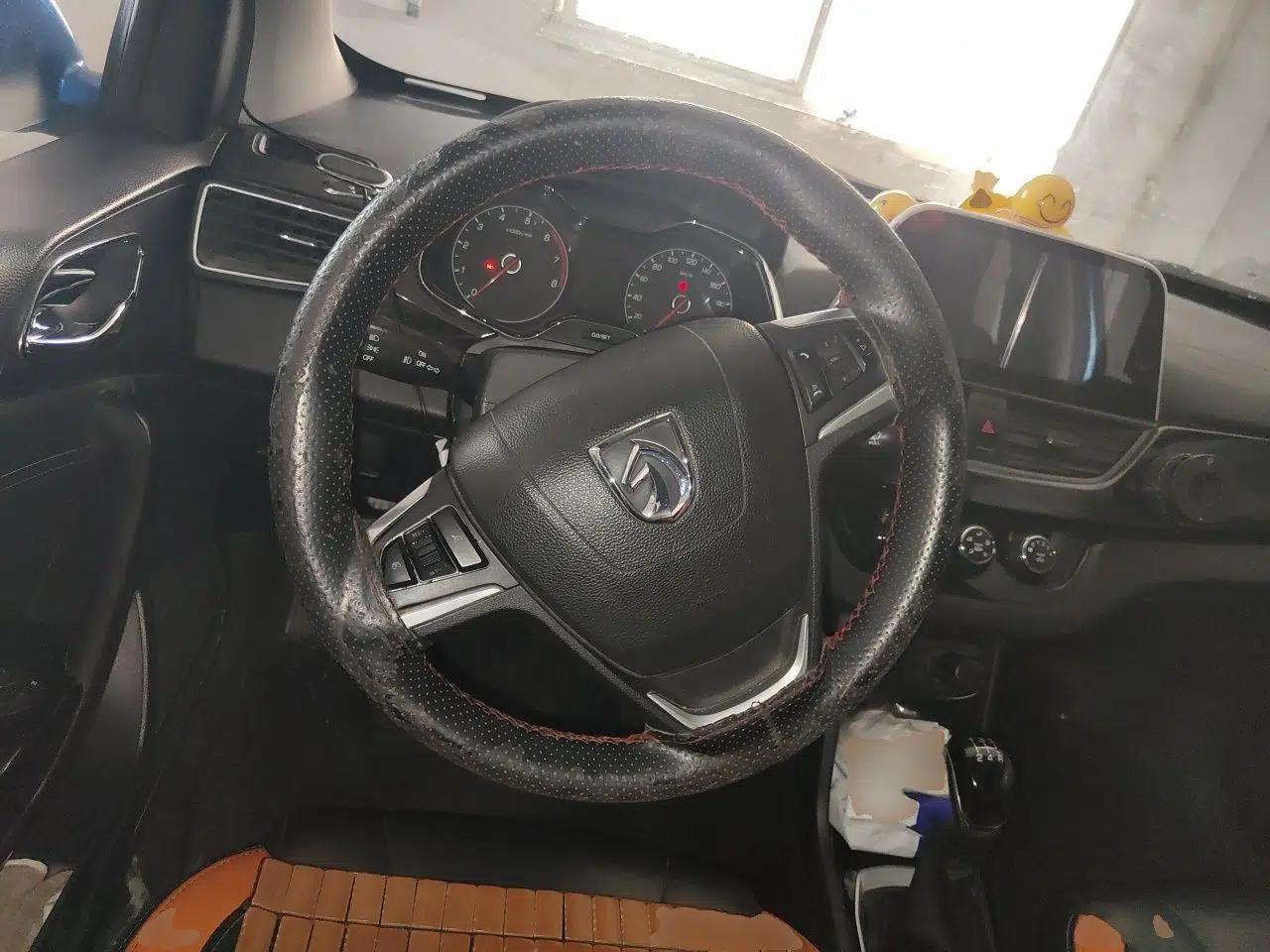 Baojun 310 2016 1.2L Manual Luxury Model — миниатюра 11