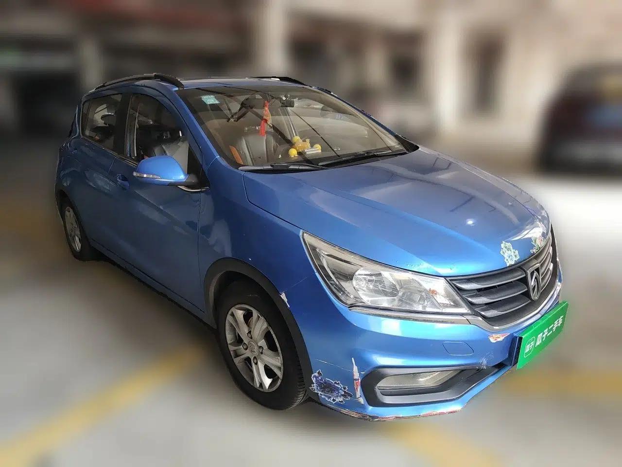Baojun 310 2016 1.2L Manual Luxury Model — миниатюра 3