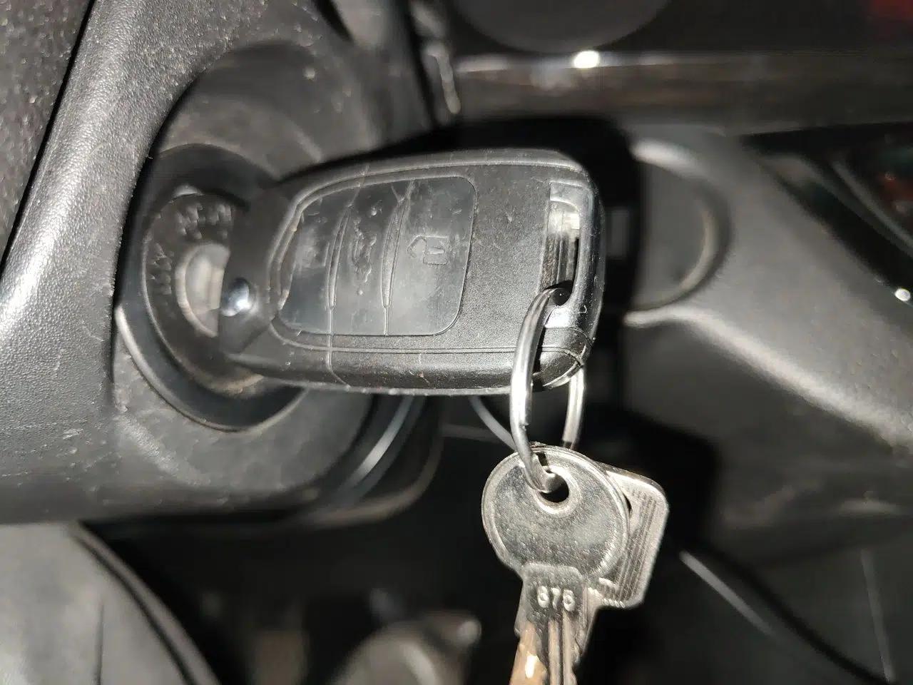 Baojun 310 2016 1.2L Manual Luxury Model — миниатюра 9