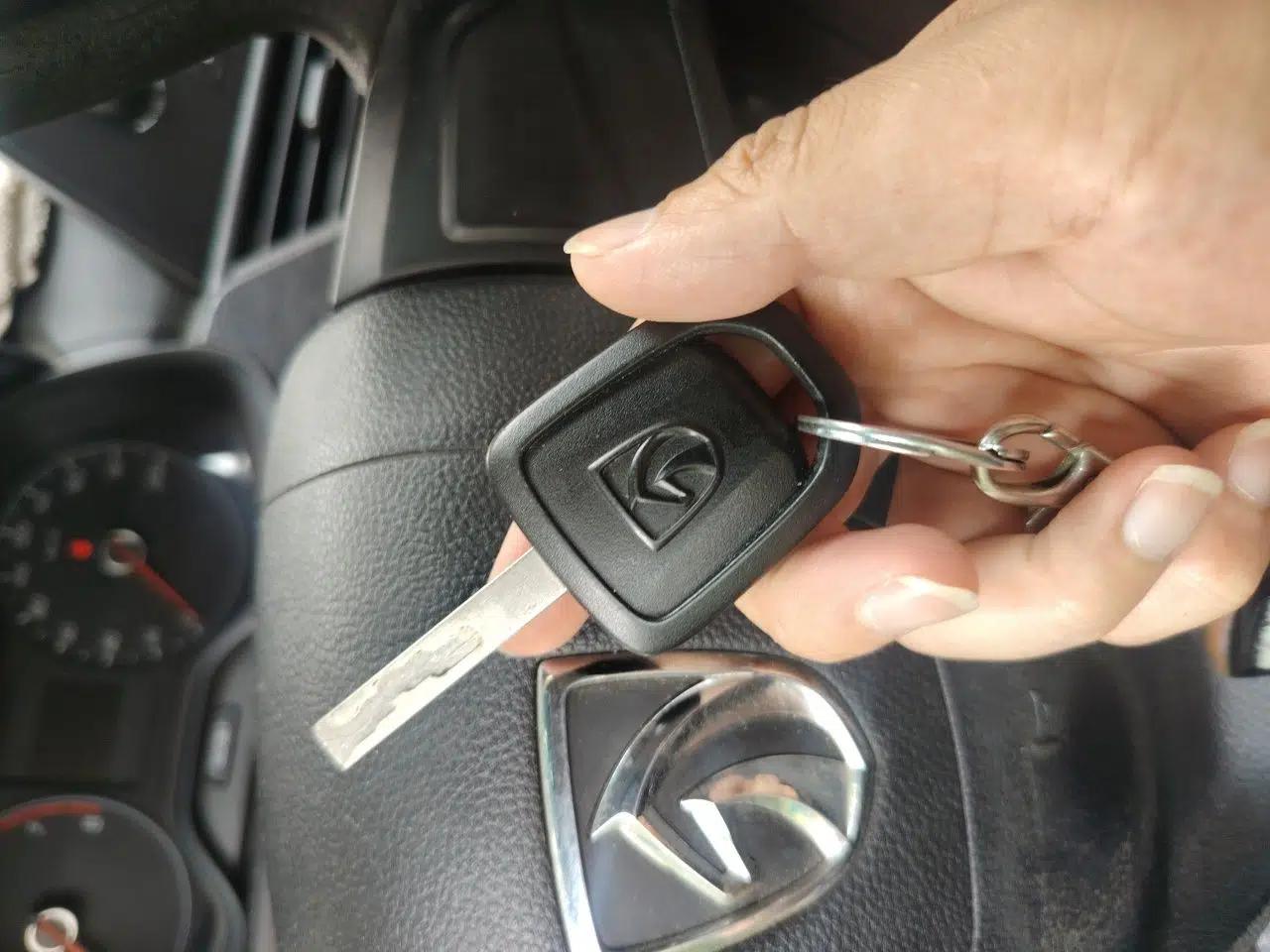 Baojun 310 2016 1.2L Manual Value Edition — миниатюра 9